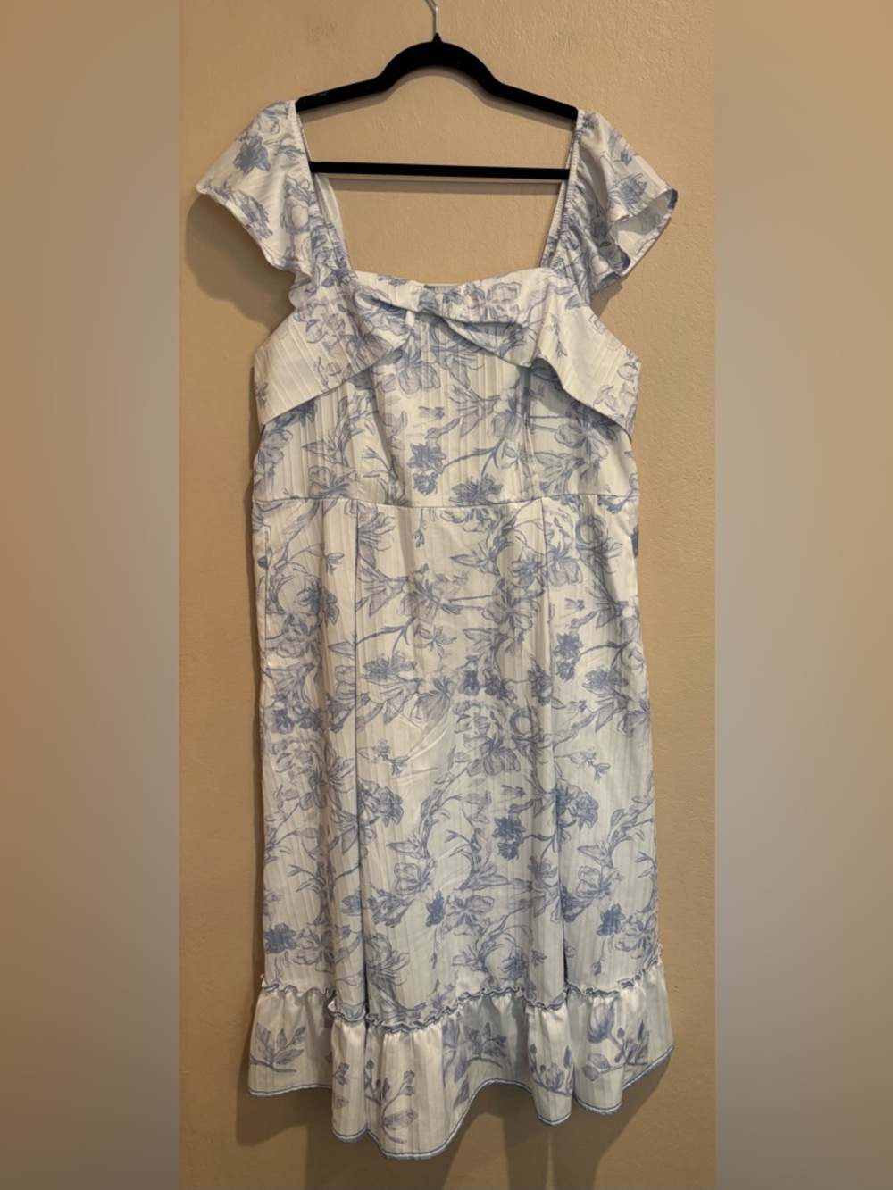 Lady Light Blue Floral Maxi Dress with Bow Bust and Frilly Straps, Plus Size 18